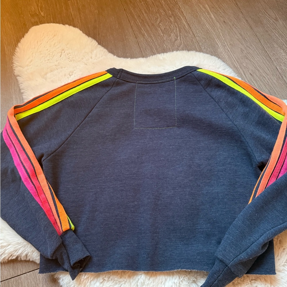 Aviator Nation Women’s Charcoal Sweatshirt with Neon Stripes 5 stripe crop xs - Picture 4 of 4